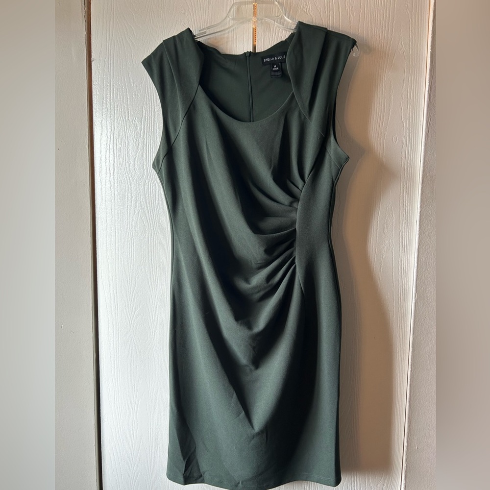 Emerald Green Midi Formal Dress